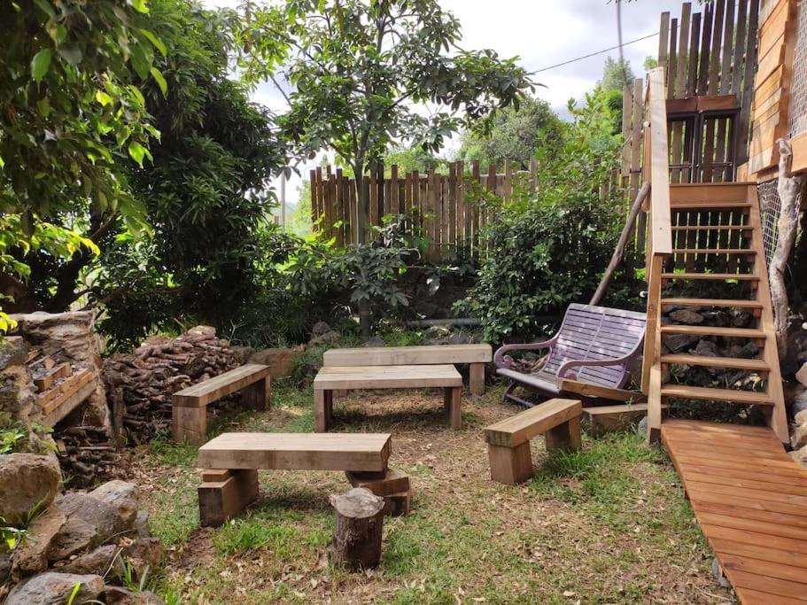 Bungalow Ecologique Avec Toilettes Seches Leu Kabanon Vue Mer Сен-Лу Екстериор снимка