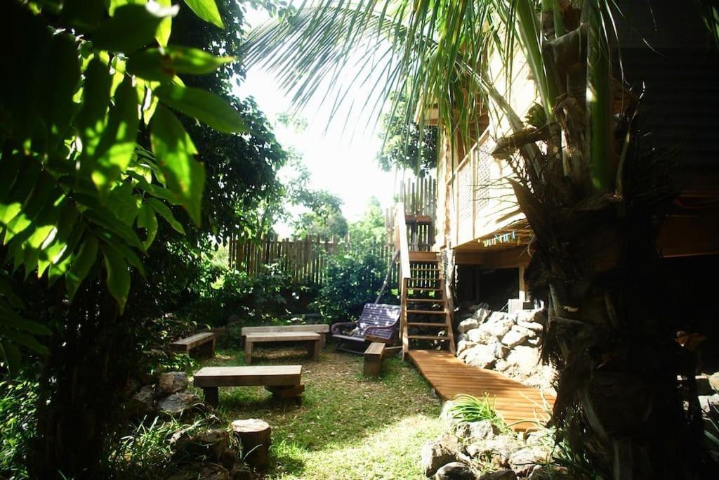 Bungalow Ecologique Avec Toilettes Seches Leu Kabanon Vue Mer Сен-Лу Екстериор снимка